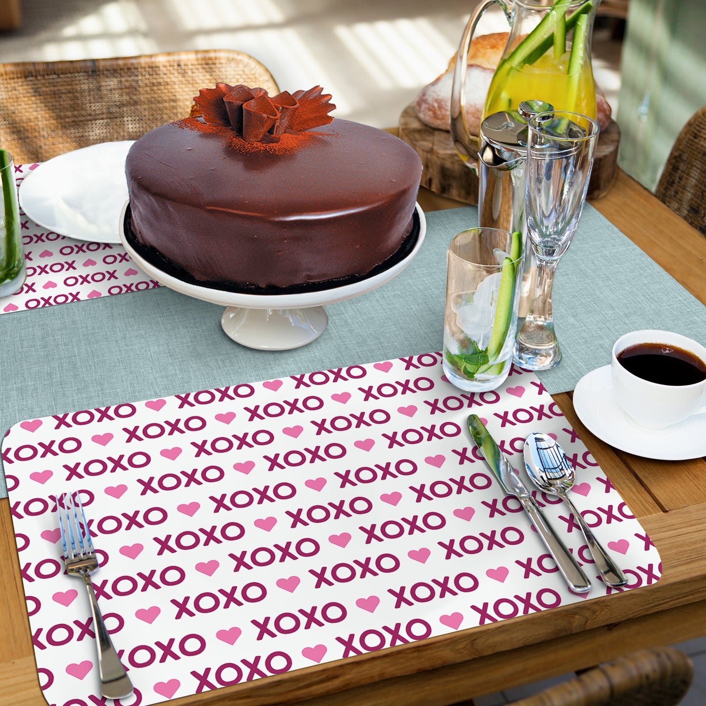 CounterArt XOXO 4 Pack Easy Care Flexible Plastic Placemats Made in The USA BPA Free, Easily Wipes Clean