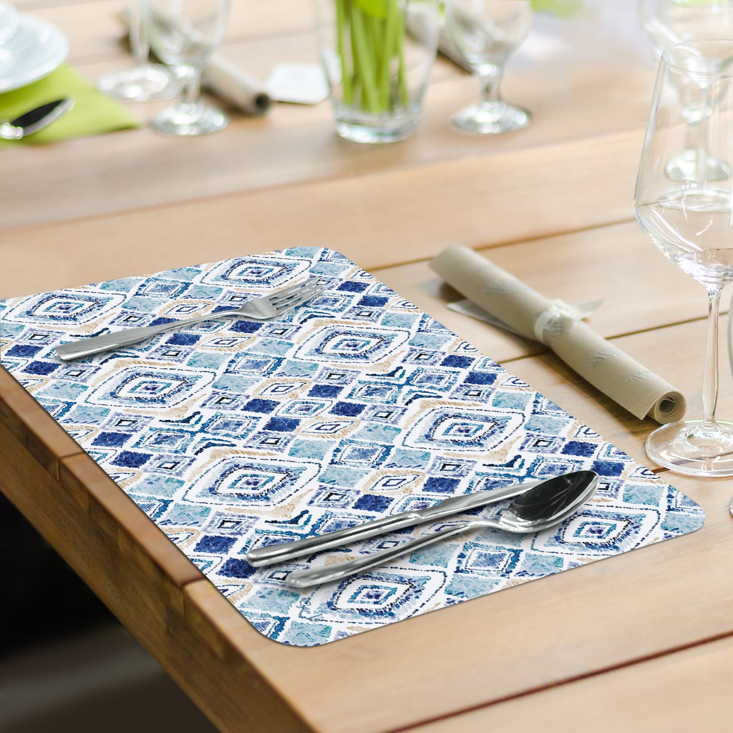 CounterArt Paloma Indigo 4 Pack Reversible Easy Care Flexible Placemats Made in the USA
