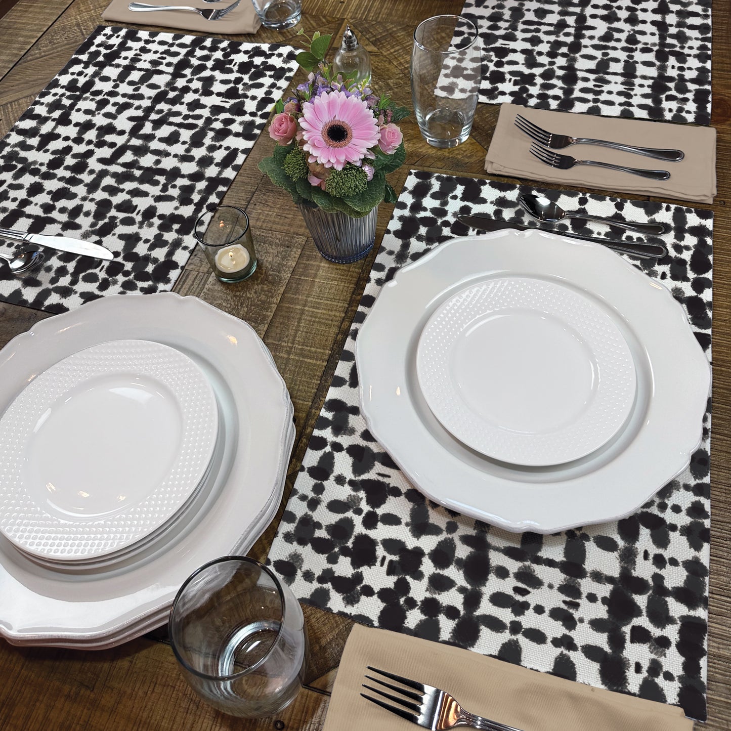 Highland Home Black & White 4-Pack Poly-Cotton Blend Fabric Placemats 18" x 12" Manufactured in The USA