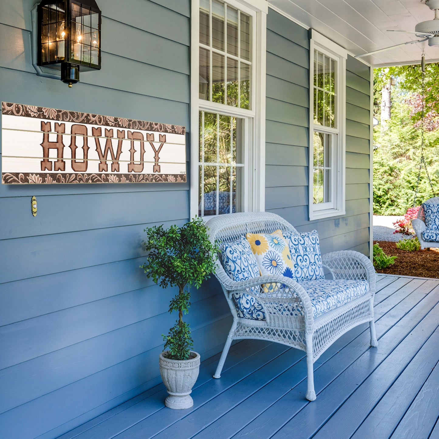 Highland Home Howdy Vertical Decorative Indoor/Outdoor Pallet Wood Sign 36" by 7.5" Made in the USA