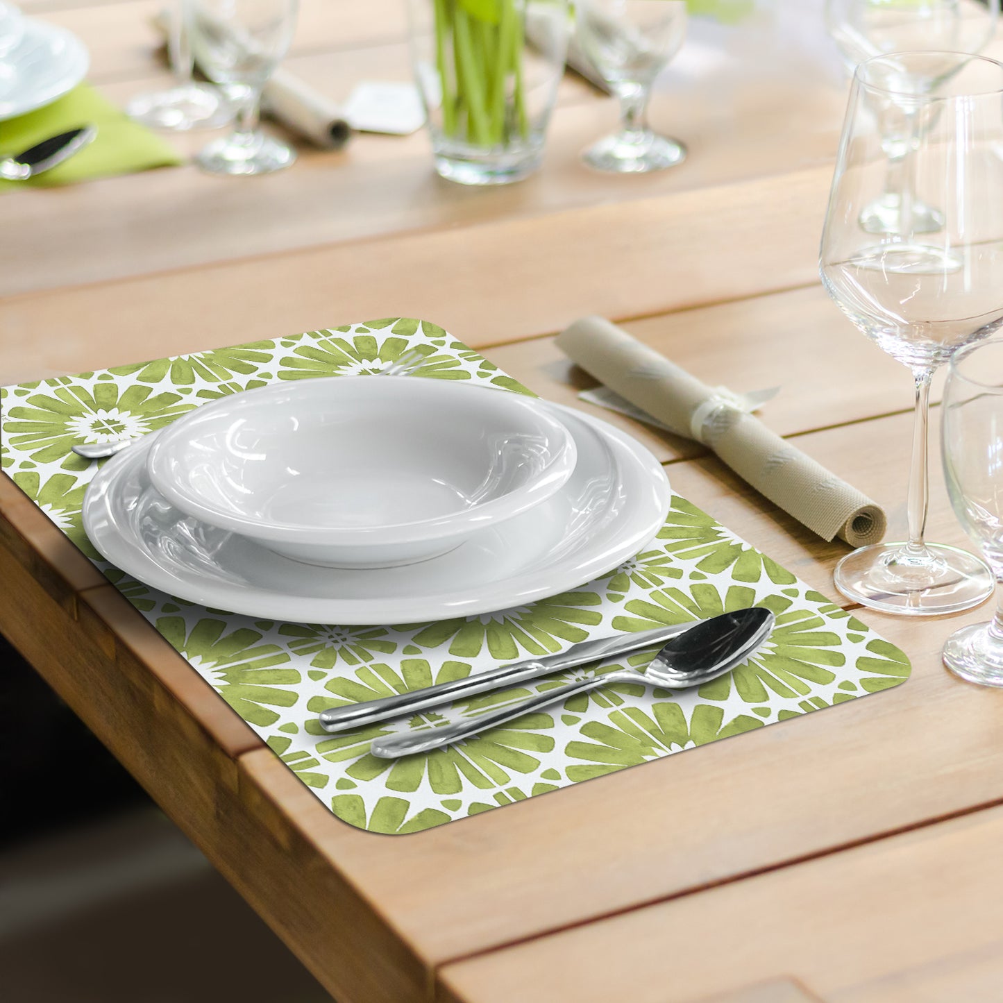 Counterart Medallions and Circles Reversible Plastic Placemat 4 Pack Made in The USA
