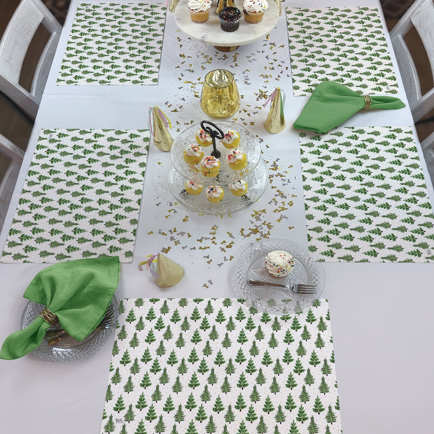 CounterArt Christmas Trees 24 Premium Paper Placemats in Resealable Storage Bag Made in The USA