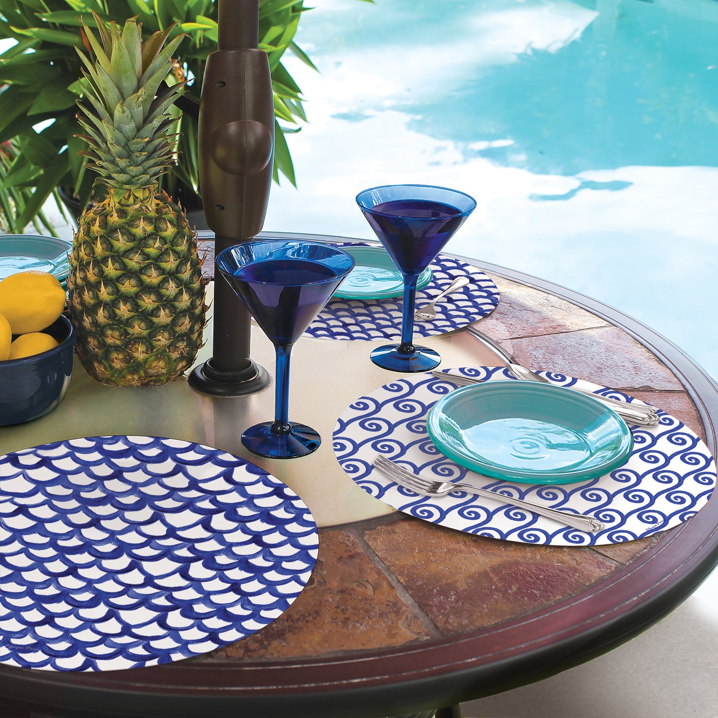 CounterArt Waves 4 Pack Round Reversible Easy Care Flexible Placemats Made in the USA