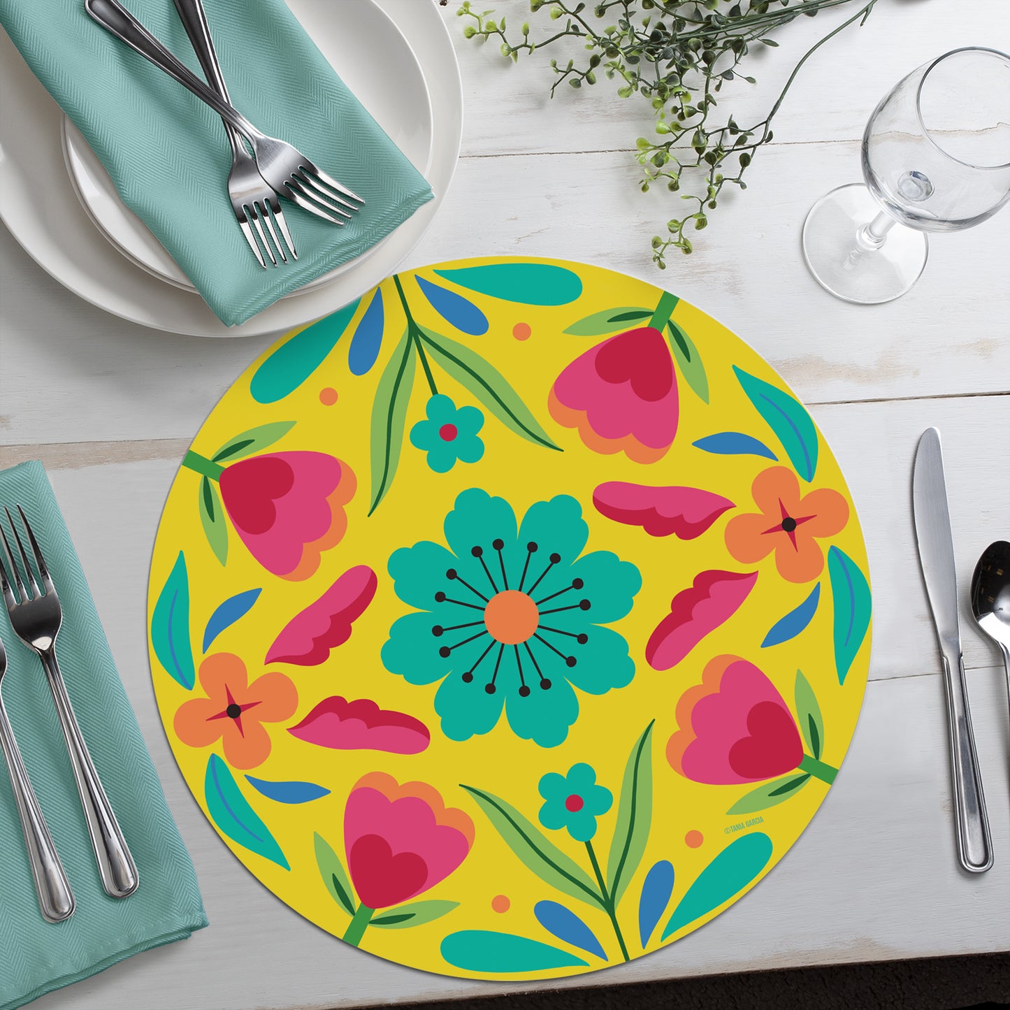CounterArt Fiesta Plate 4 Pack Round Reversible Easy Care Flexible Placemats Made in the USA