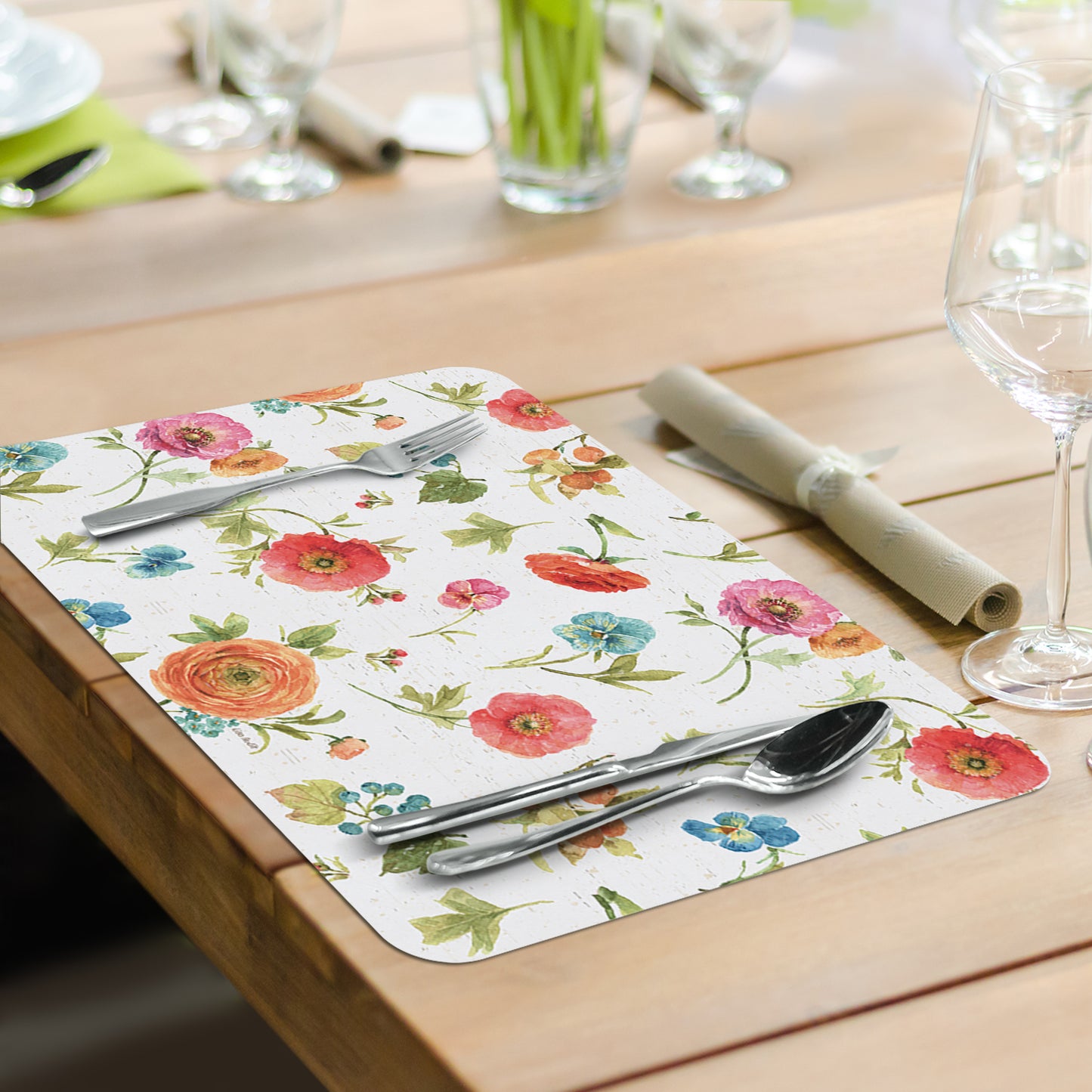 Counterart Country Fresh Flowers 4 Pack Reversible Easy Care Flexible Plastic Placemats Made in The USA BPA Free Easily Wipes Clean