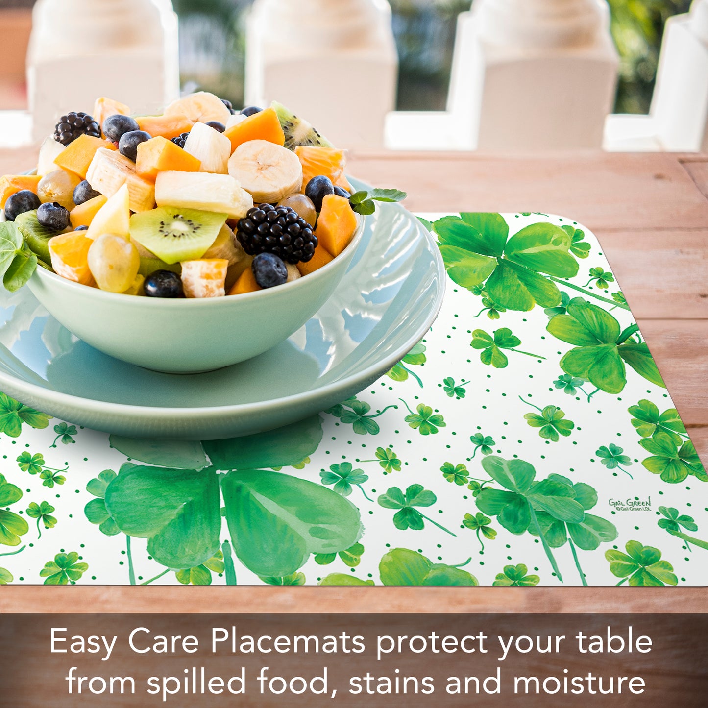 CounterArt Shamrock Pattern 4 Pack Easy Care Flexible Plastic Placemat Made in The USA BPA Free, Easily Wipes Clean