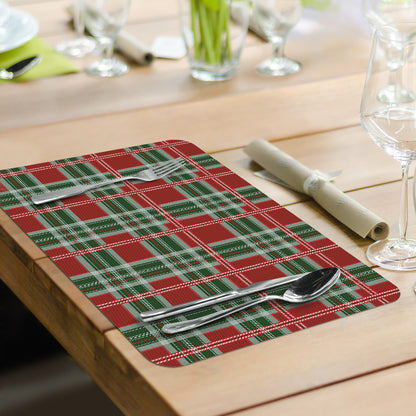 CounterArt Country Christmas 4 Pack Reversible Easy Care Placemats Made in the USA