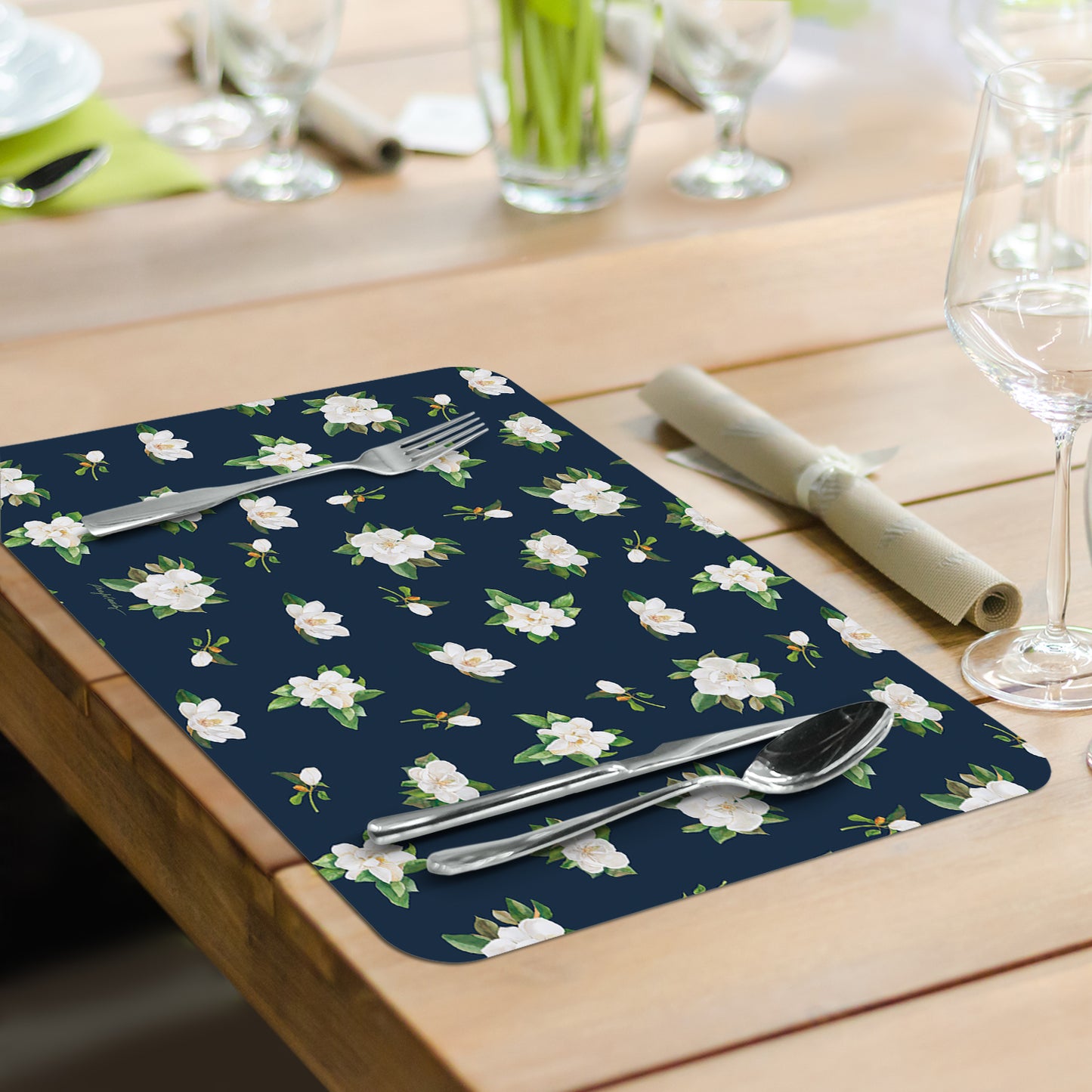 CounterArt Magnolia in Bloom 4 Pack Reversible Easy Care Flexible Placemats Made in the USA