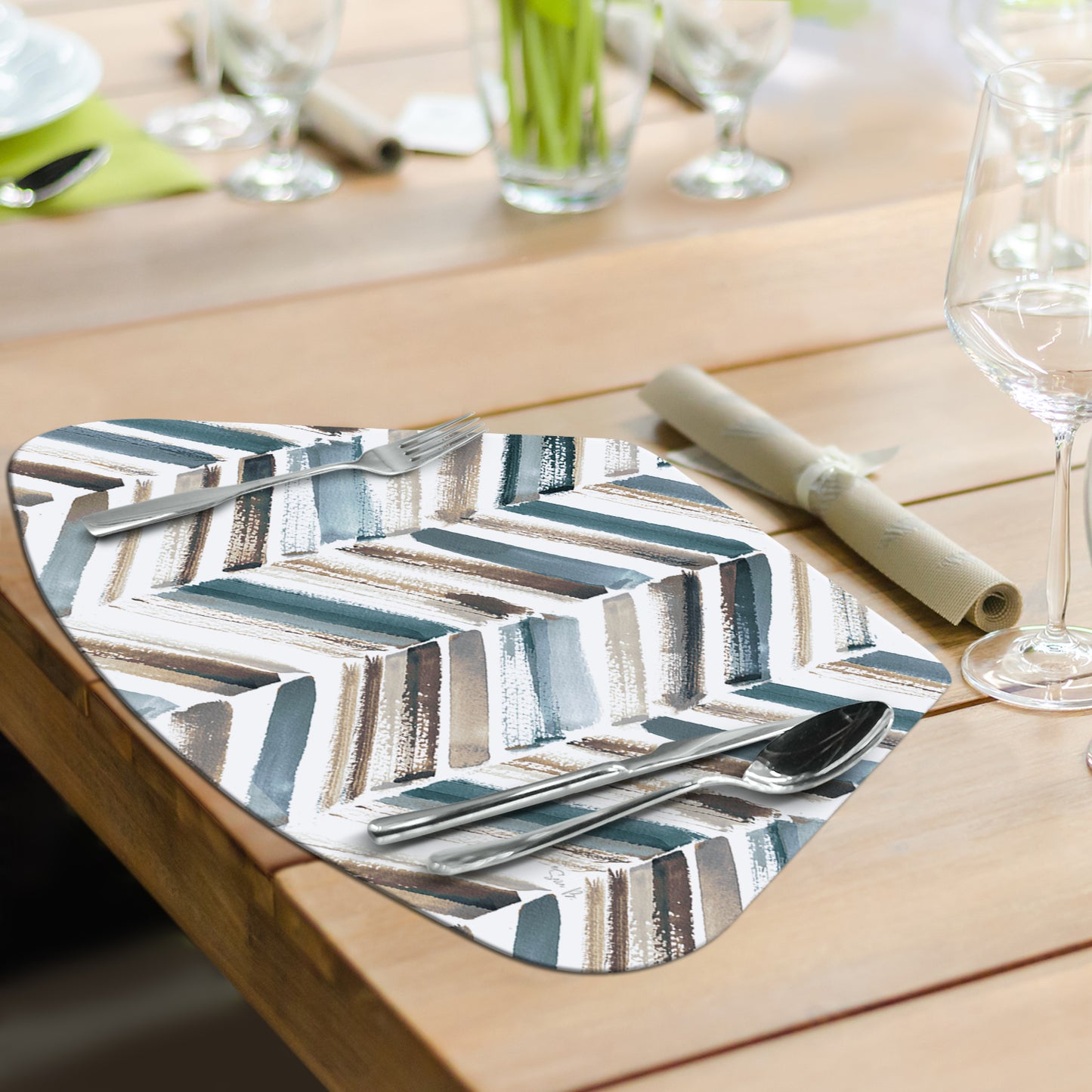 CounterArt Tidepool 4 Pack Wedge Shaped Reversible Easy Care Placemats Made in the USA