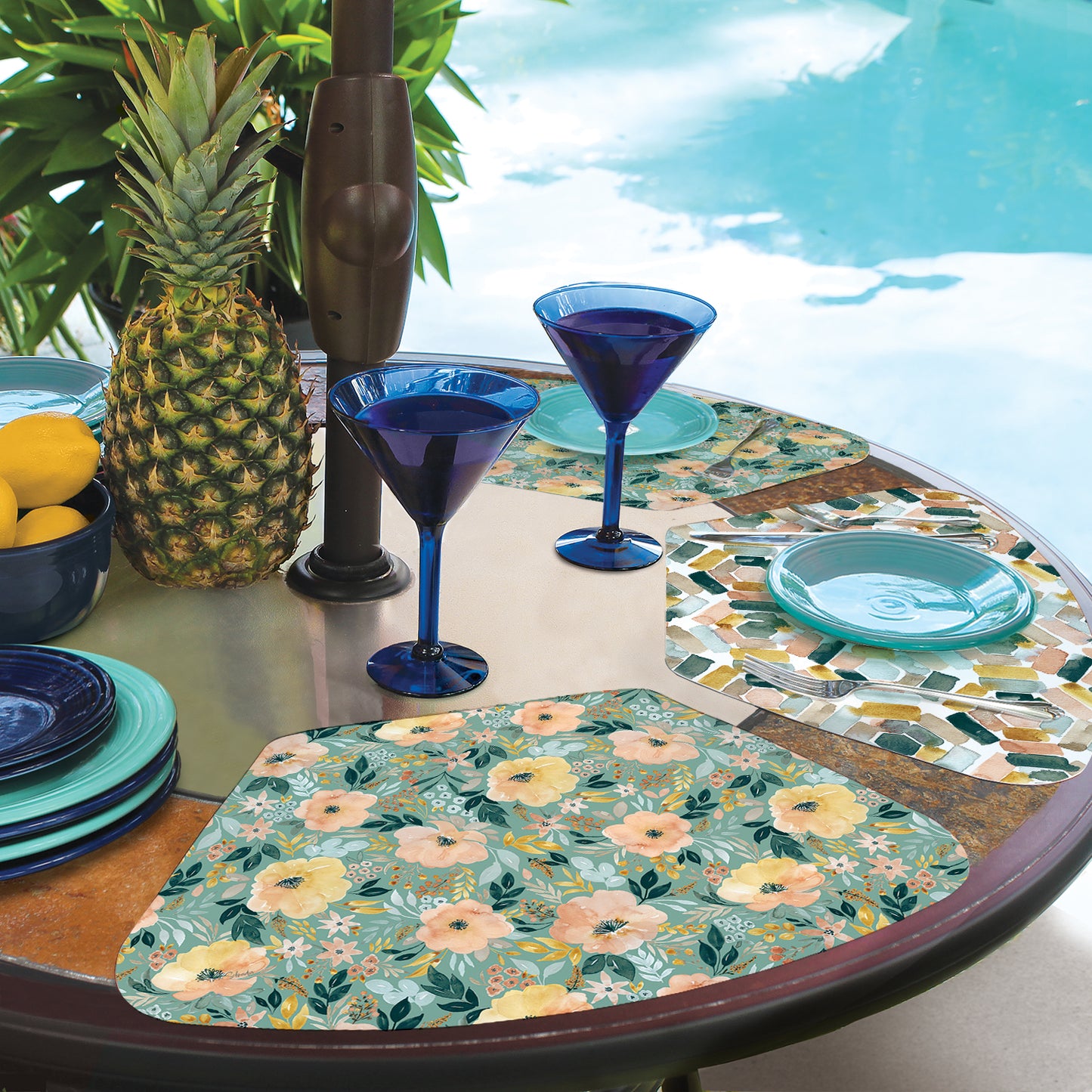 CounterArt Modern Floral 4 Pack Wedge Shaped Reversible Easy Care Placemats Made in the USA