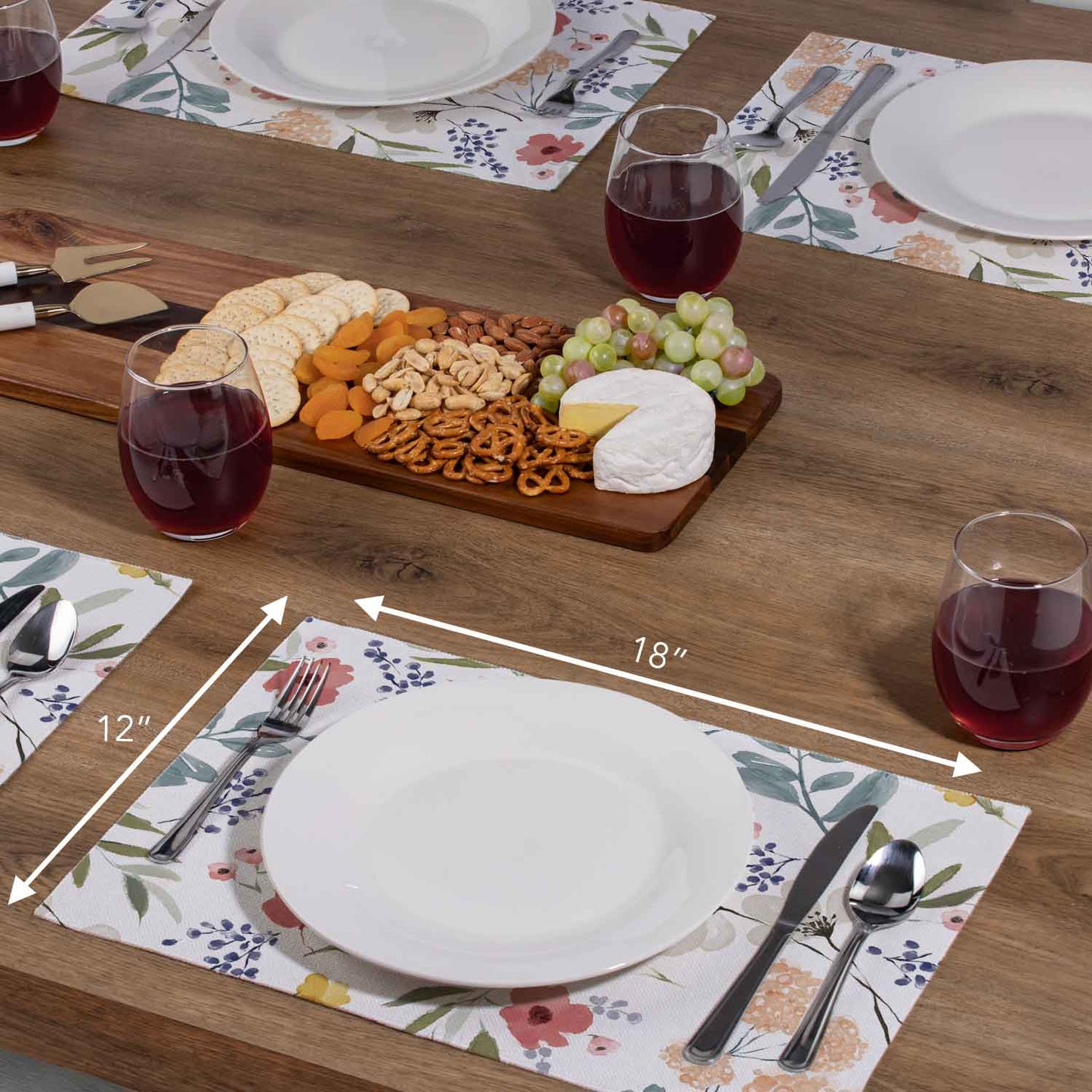 Highland Home Meadow 4 Pack Poly-Cotton Blend Placemats 18" x 12" Manufactured in The USA