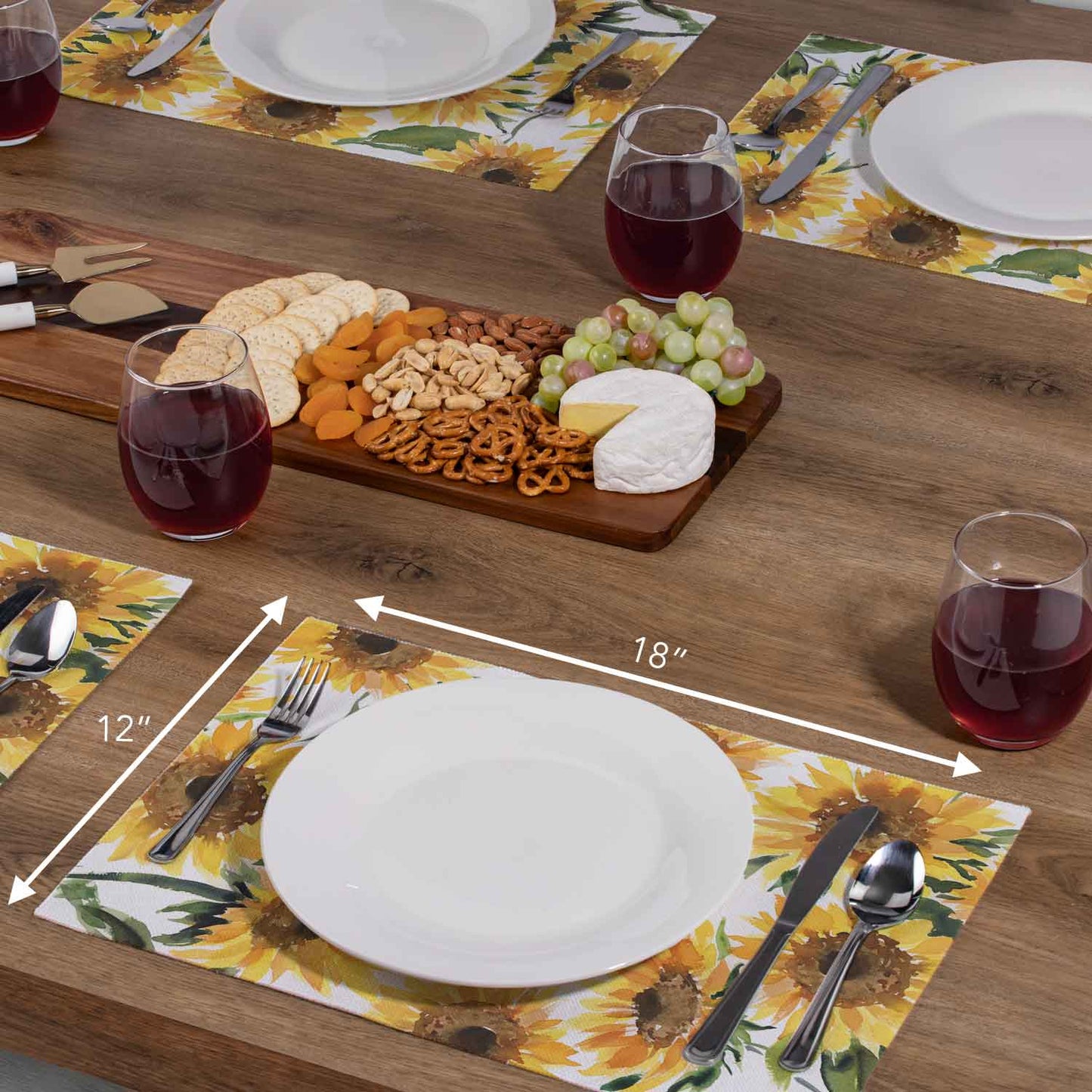 Highland Home Sunflowers 4 Pack Poly-Cotton Blend Fabric Placemats 18" x 12" Manufactured in The USA