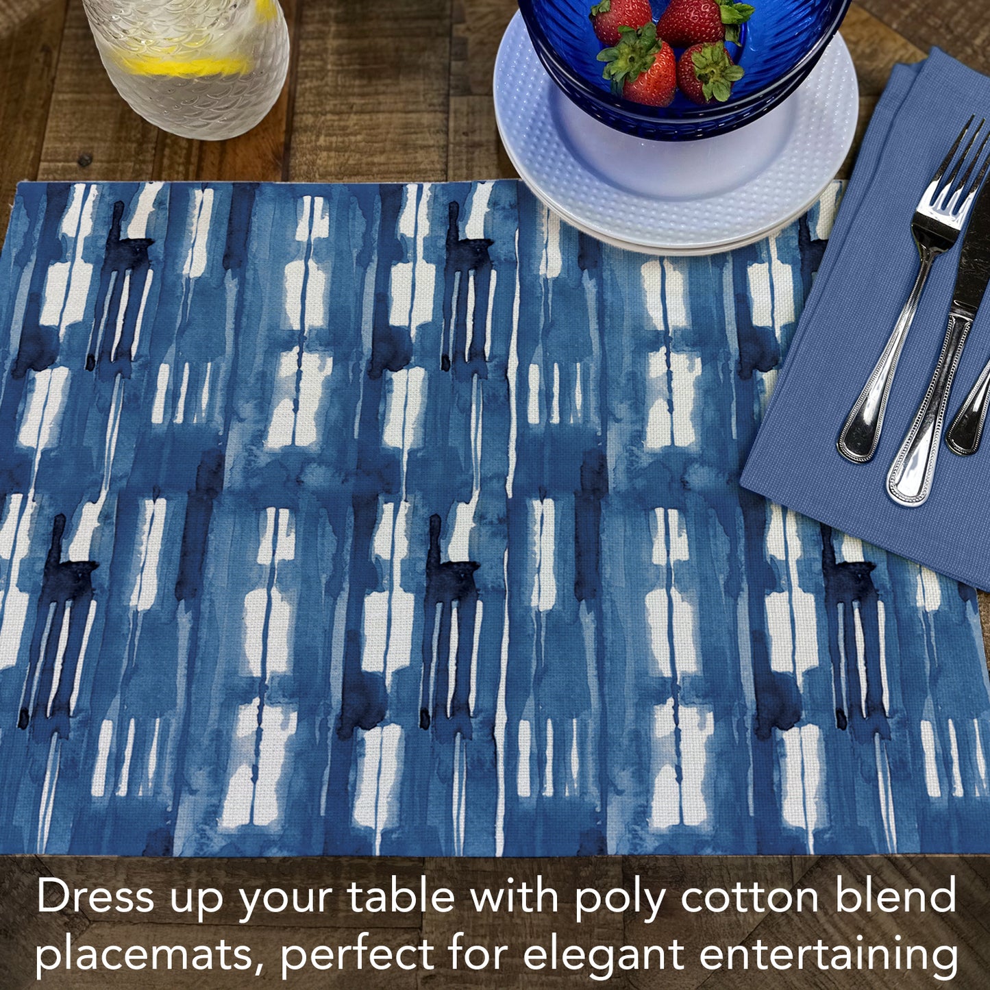Highland Home Blue & White 4 Pack Poly-Cotton Blend Fabric Placemats 18" x 12" Manufactured in The USA