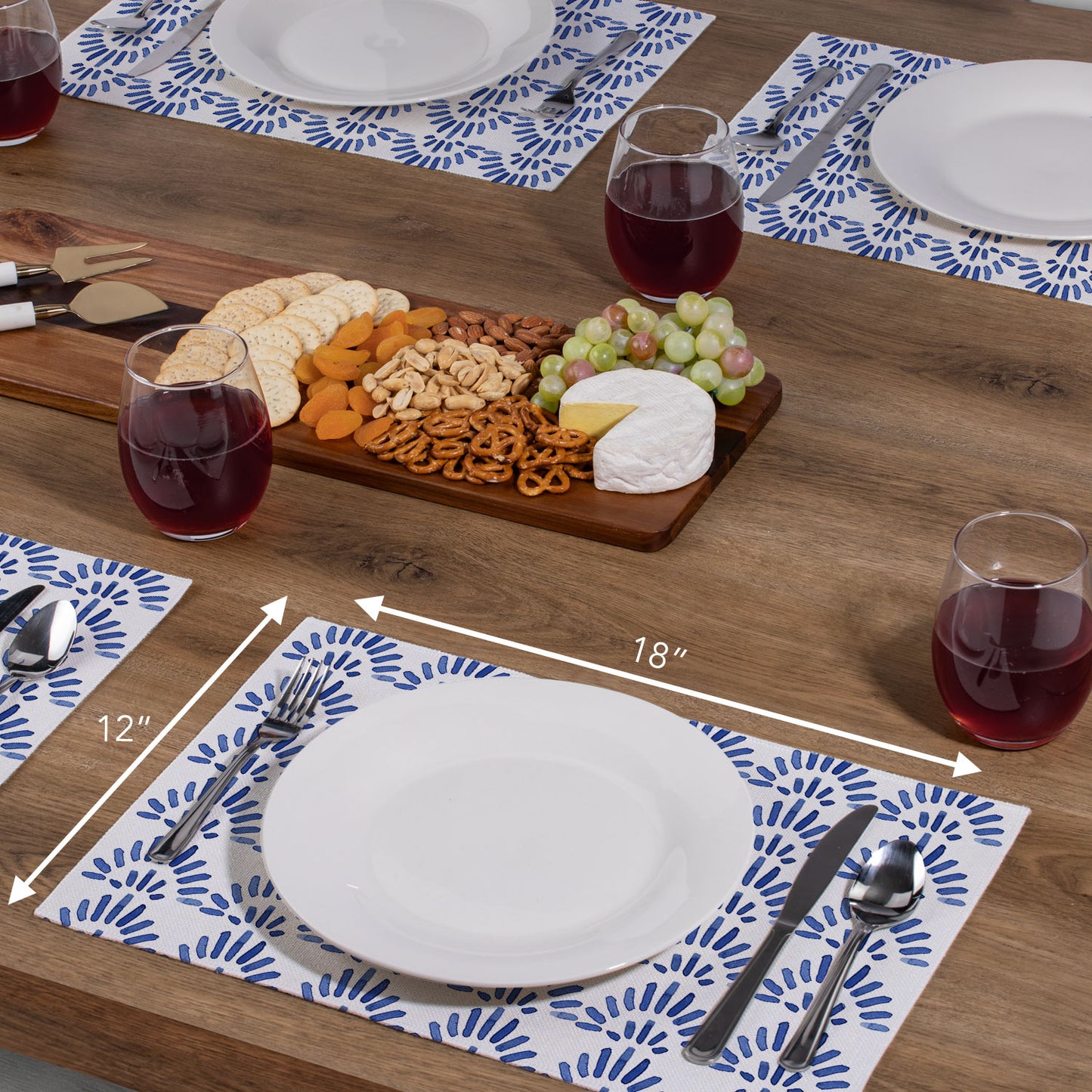 Highland Home Blue Burst 4 Pack Poly-Cotton Blend Fabric Placemats 18" x 12" Manufactured in The USA
