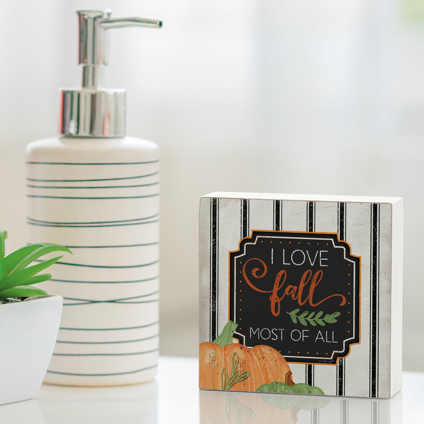Highland Home Love Fall Decorative Wooden Home Accent Sign for Desk Mantle or Shelf Made in the USA (Love Fall)